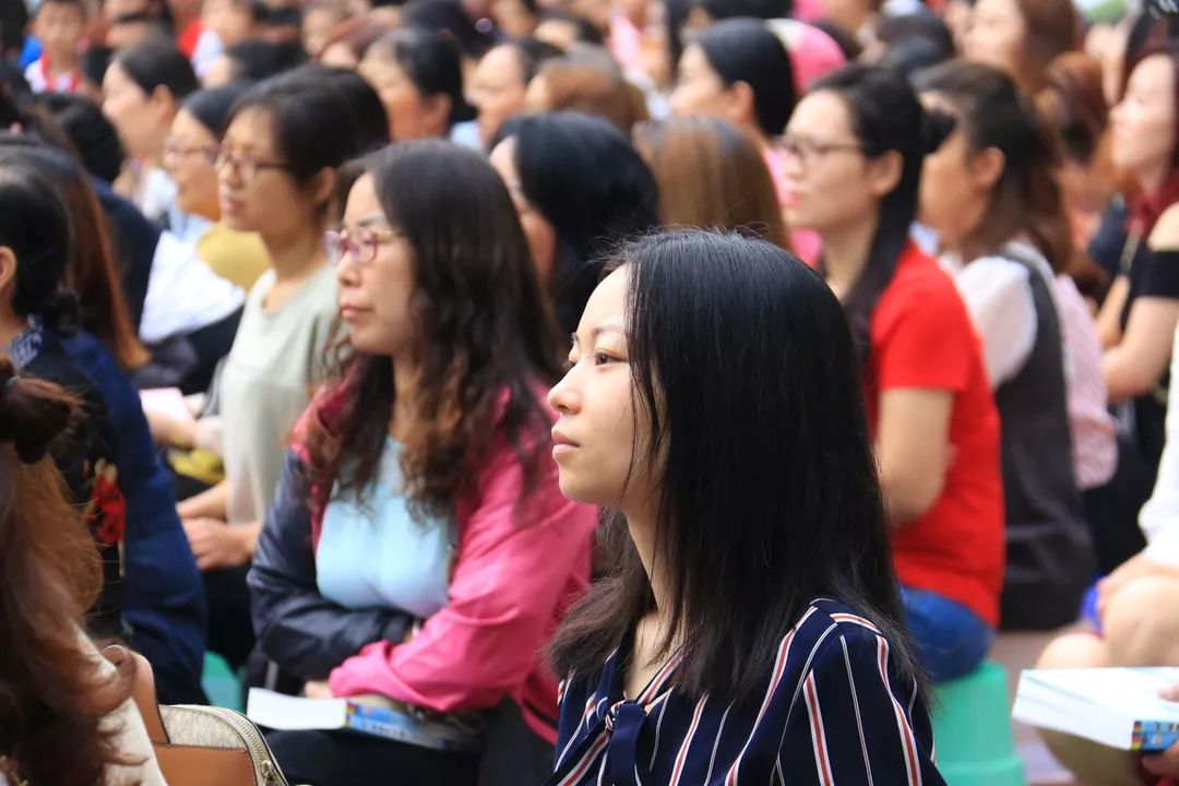 动物人设_动物人任然_人与动物小说