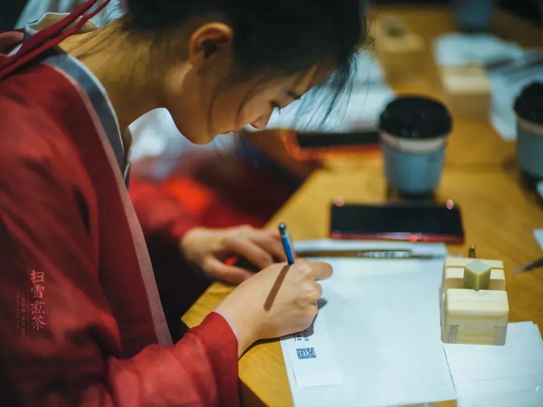 茶pai还是茶兀有啥寓意_茶兀是什么意思_茶兀的意思